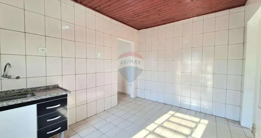 Casa com 2 quartos para alugar na Vila Carbone, São Paulo