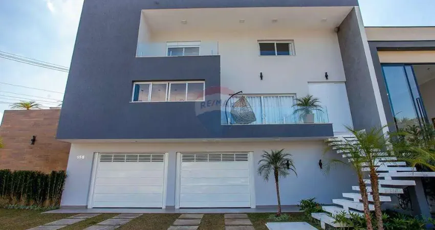 Casa com 350 metros, 3 suítes e 6 vagas - condomínio nova caieiras