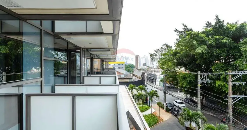 Conjunto comercial novo, bem localizado na barra funda, cm 32mts, 1 vaga com sacada e vista privilegiada.