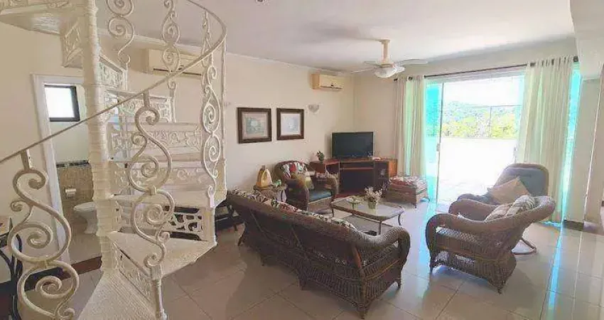 Cobertura com 3 dormitórios à venda, 201 m² por R$ 1.250.000,00 - Tombo - Guarujá/SP
