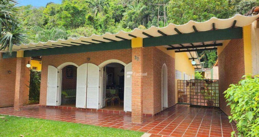 Casa com 3 dormitórios à venda, 148 m² por R$ 790.000,00 - Albamar - Guarujá/SP