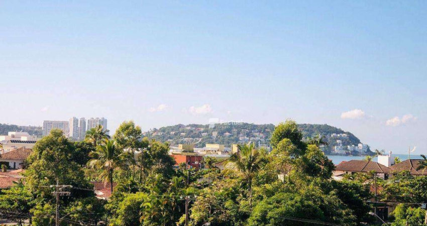 Apartamento com 3 dormitórios à venda, 140 m² por R$ 900.000,00 - Enseada - Guarujá/SP
