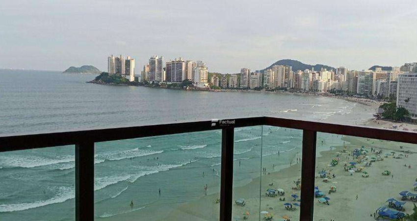 Apartamento à venda na Praia da Pitangueiras - Guarujá / SP.