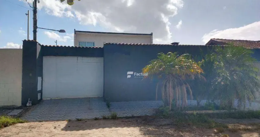 Casa com 5 dormitórios à venda, 270 m² por R$ 1.200.000,00 - Praia de Pernambuco - Guarujá/SP