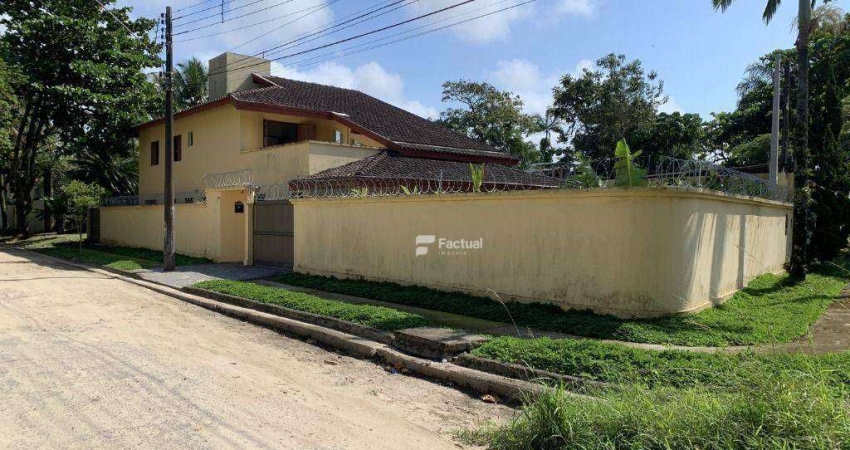 Casa com 5 dormitórios à venda, 324 m² por R$ 1.250.000,00 - Praia de Pernambuco - Guarujá/SP