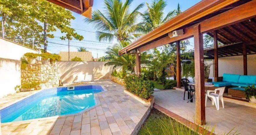 Casa com 4 dormitórios à venda, 190 m² por R$ 1.350.000,00 - Praia de Pernambuco - Guarujá/SP