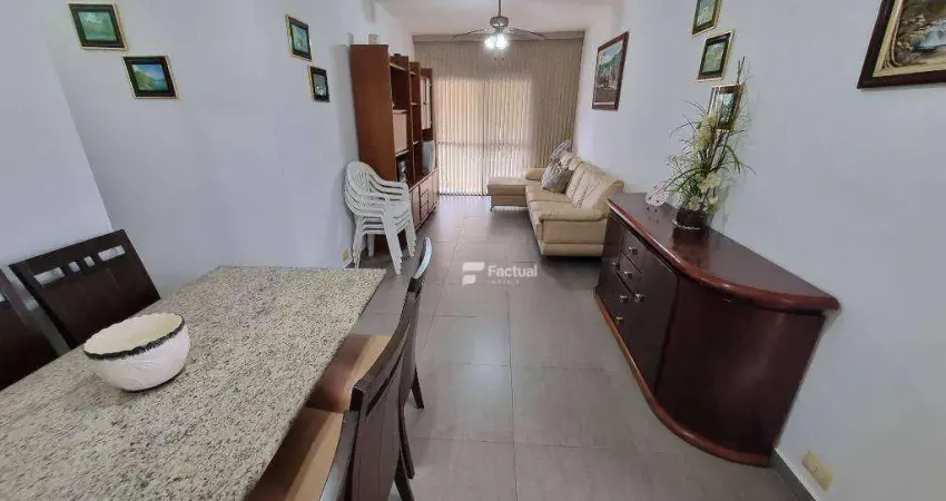 Apartamento à venda na Praia da Enseada, Guarujá / SP.