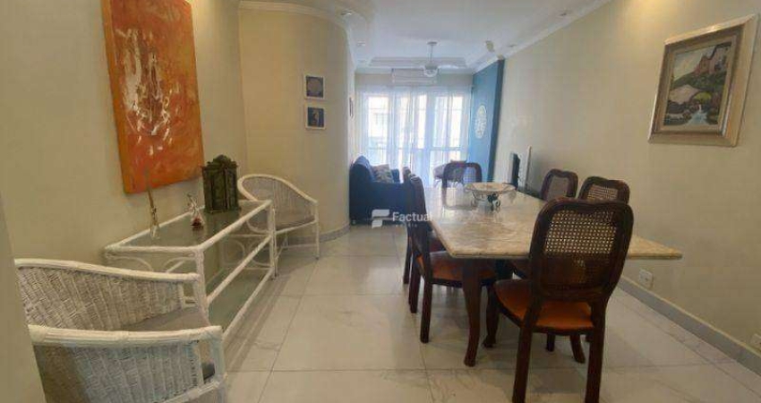 Apartamento à venda em Guarujá, na Praia de Pitangueiras,