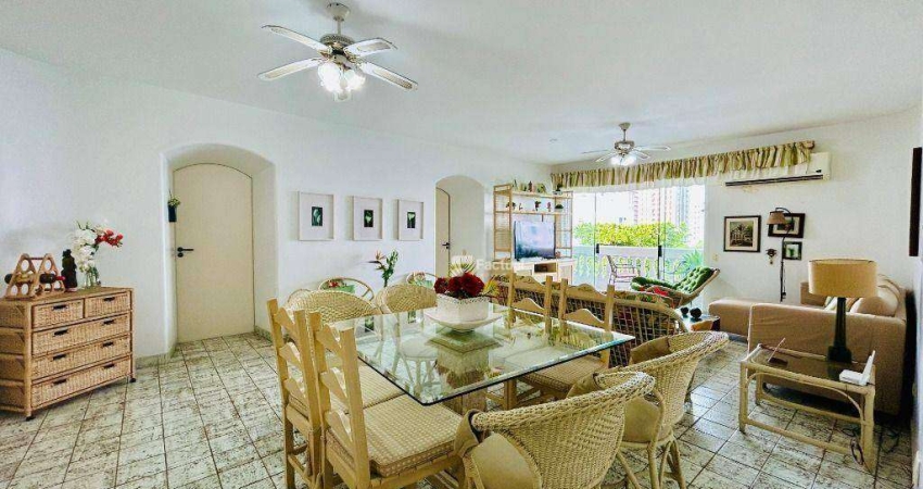 Apartamento à venda na Praia de Pitangueiras - Guarujá / SP.
