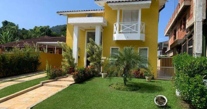 Casa com 3 dormitórios à venda, 198 m² por R$ 1.800.000,00 - Pernambuco II - Guarujá/SP