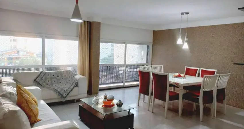 Apartamento à Venda na Praia das Pitangueiras - Guarujá/SP.