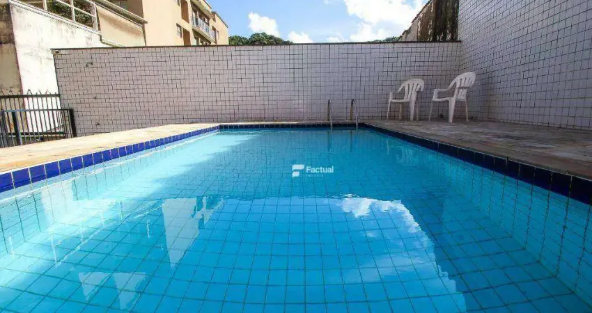 Apartamento com 2 dormitórios à venda, 64 m² por R$ 340.000,00 - Enseada - Guarujá/SP