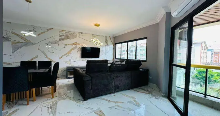 Apartamento totalmente reformado localizado na praia da enseada no guarujá.