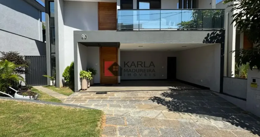 CASA COM 03 QUARTOS NO COND. GOLDEN CLASS!