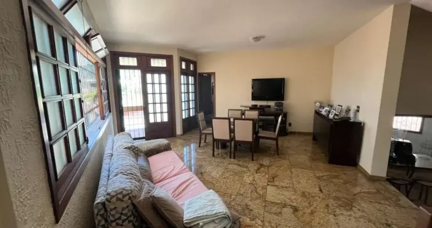 Casa para Venda em Belo Horizonte, Alto Caiçaras, 5 dormitórios, 2 suítes, 5 banheiros, 4 vagas