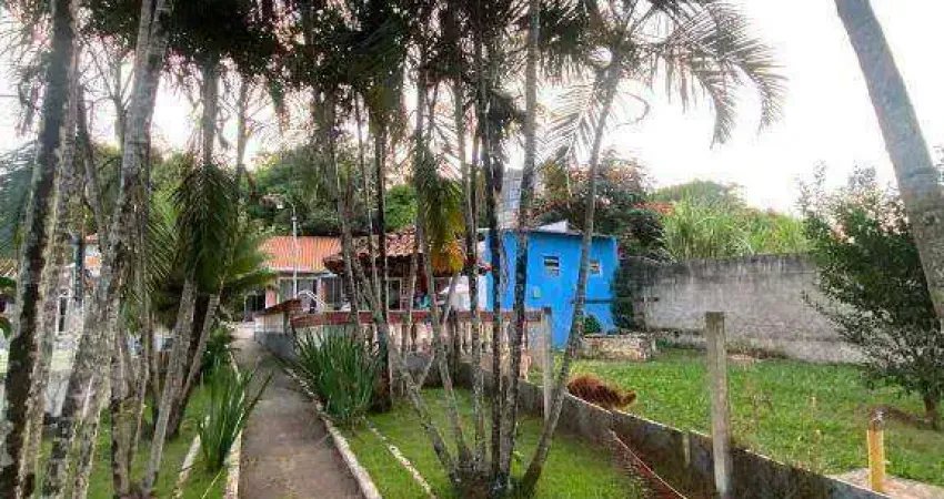 Chácara com 2 dormitórios à venda, 2400 m² por R$ 700.000 - Colinas Araçoiaba - Araçoiaba da Serra/SP