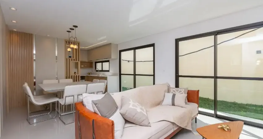 Casa em condomínio com 3 quartos em Santa Felicidade-Curitiba-PR