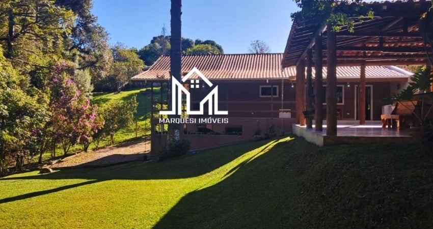 Chácara à Venda em Condomínio Fechado, 1796m² – Mandirituba/PR