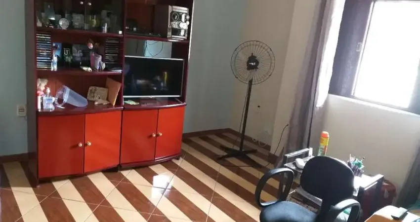 Casa para Venda em Rio de Janeiro, Vila Kosmos, 3 dormitórios, 2 banheiros, 4 vagas