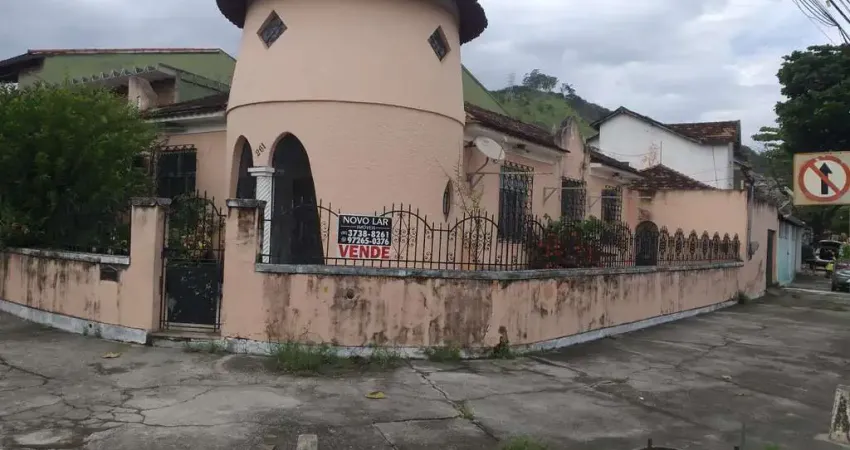 Casa para Venda em Rio de Janeiro, Vila Kosmos, 3 dormitórios, 1 banheiro, 2 vagas