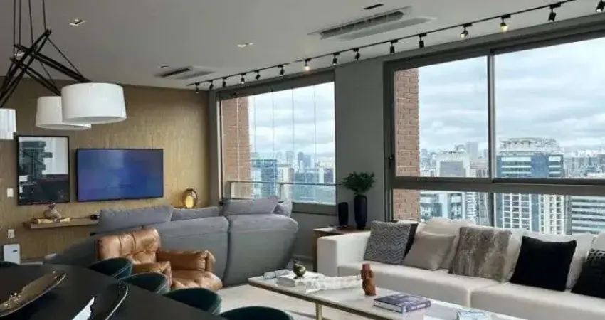 Apartamento para venda possui 135 metros quadrados com 2 quartos