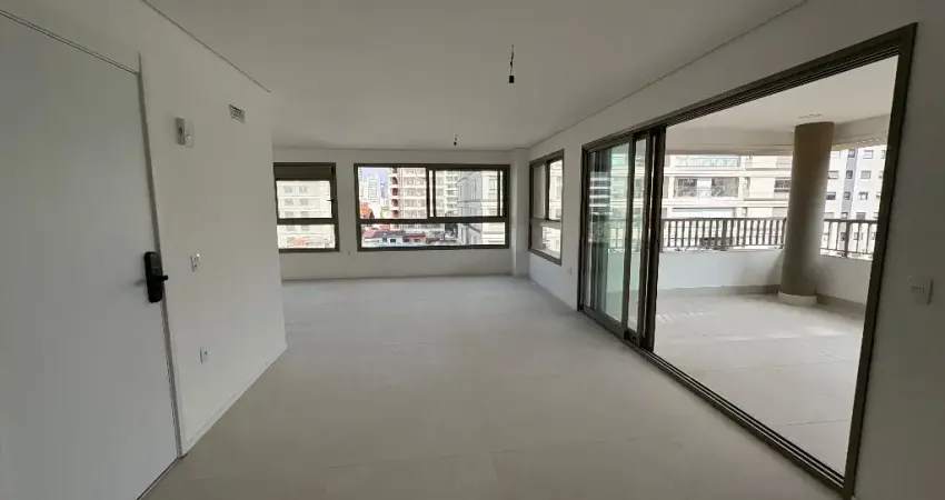 Apartamento para venda tem 148 metros quadrados com 3 quartos em Moema - São Paulo - SP