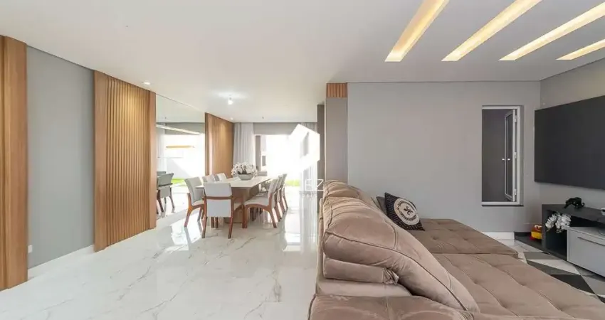 Casa nova em condomínio, 03 quartos 01 suíte e rooftop amplo!