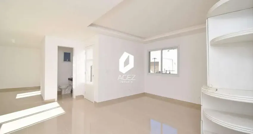 Sobrado novo em condomínio, com 03 quartos 01 suíte, 02 vagas e terraço!