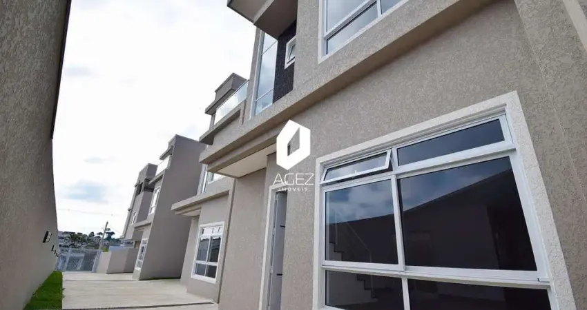 Sobrado novo em condomínio, com 03 quartos 02 vagas e terraço amplo no boqueirão