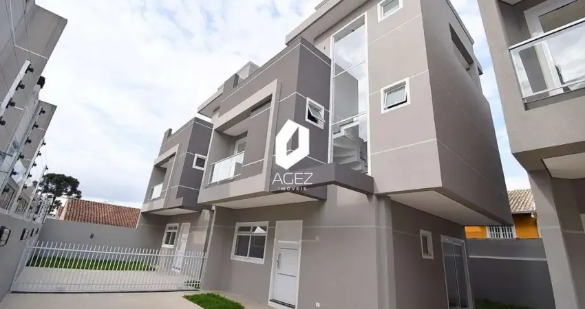 Sobrado novo, com 03 quartos, terraço amplo com área gourmet e quintal.