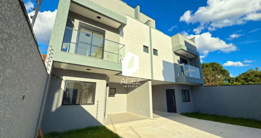 Sobrados novos dentro de condomínio com 03 quartos, quintal e terraço!