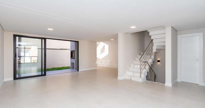 Casa nova moderna na divisa dos bairros Capão Raso e Pinheirinho Curitiba.