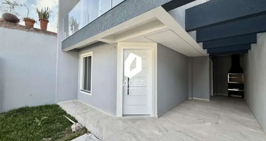 Sobrado com 02 quartos 01 suíte, sacada, aceita permuta, à venda no fazendinha.