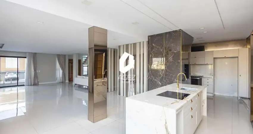 Casa em condomínio, com 04 quartos 01 suíte e 4 vagas de garagem!