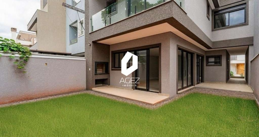Casa nova em condomínio, com 03 suítes e amplo terraço!