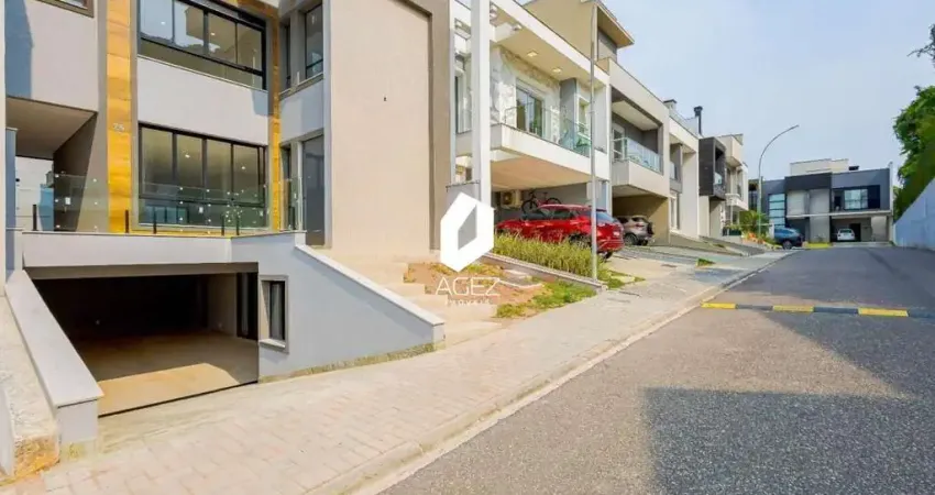 Casa em condomínio fechado com 3 quartos à venda na Rua Maria Luiza Bazzani Natal, 381, Uberaba, Curitiba