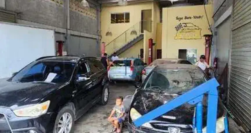 Ponto comercial na zona norte - pavilhão/galpão salão comercial/ponto comercial de esquina, com galvão construído e terreno a venda na avenida das fronteiras/zona norte