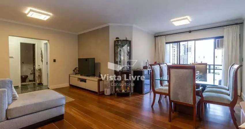 Este incrível apartamento de 140 metros quadrados é uma verdadeira joia localizada no desejável bai