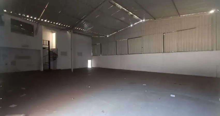 Barracão / Galpão / Depósito à venda na Avenida Tito Fulgencio, 100, Jardim Industrial, Contagem