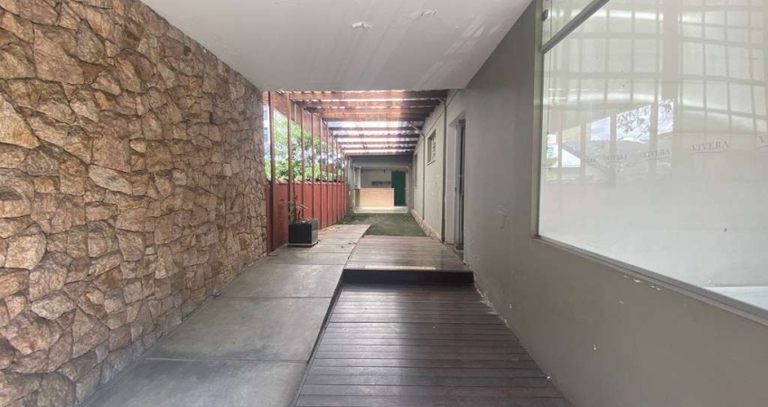 Casa Comercial à Venda ou Locação Rua Bairi, Lapa/SP