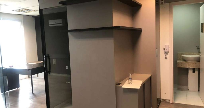 Conjunto Comercial à Venda Rua Cardeal Arcoverde, Pinheiros/SP