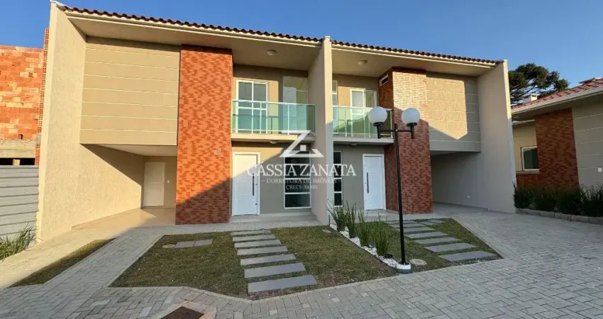 Residência de Luxo: Sobrado Exclusivo em Condomínio Fechado