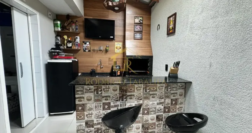 Casa com 2 quartos à venda na Rua Tenente-Coronel-Aviador Alberto Valeixo, 194, Sítio Cercado, Curitiba