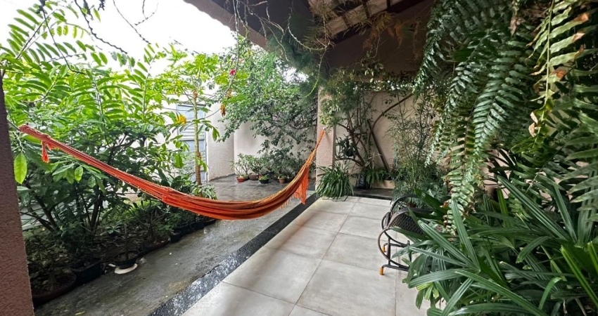 Encontre sua casa dos sonhos em Caldas Novas no tranquilo bairro do Itaguaí I.