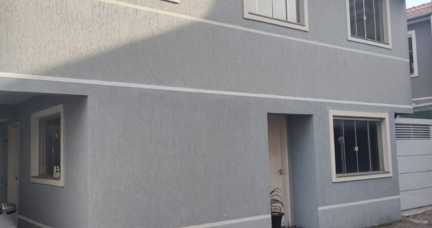 Sobrado 100m² 3 quartos, 1 suíte, no Uberaba R$479.000,00