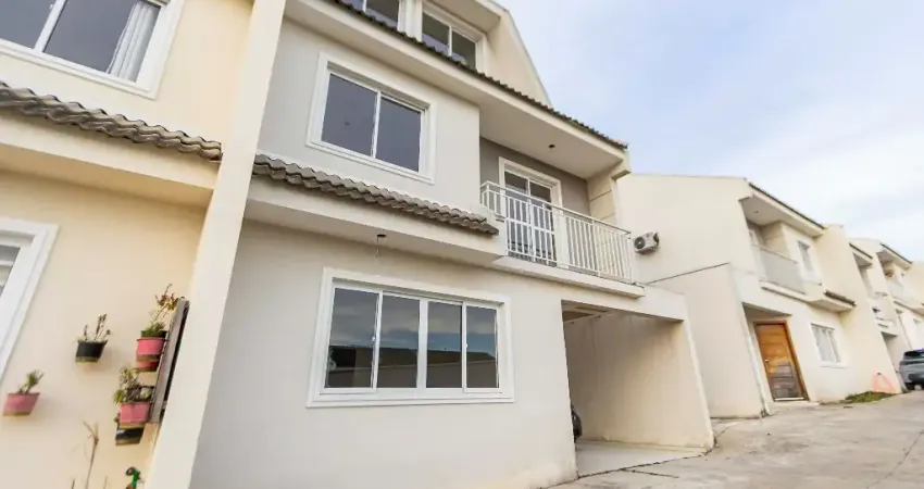 Sobrado triplex 113m², 3 quartos(ático) - R$ 539.000 - Uberaba - Curitiba /PR