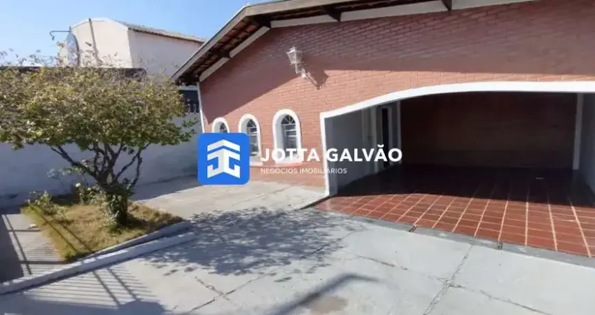 Casa com 3 quartos para alugar na Avenida Adão Focesi, Jardim do Lago, Campinas