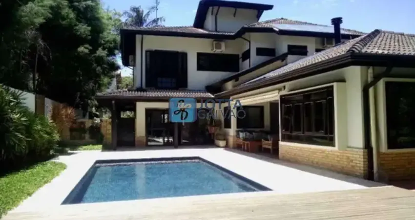 Casa a venda, 800m2 - Condomínio Vivenda das Quaresmeiras - Chácara Flora, Valinhos