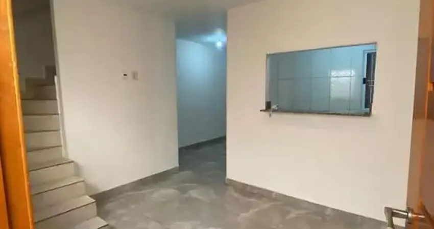 Casa com 2 quartos para alugar na Rua Sanches de Aguiar, 306, Vila Oratório, São Paulo