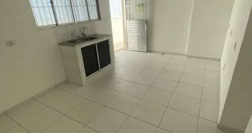 Casa com 1 quarto para alugar na Rua Barvança, Jardim Têxtil, São Paulo